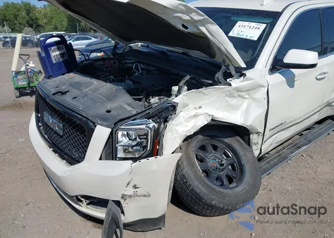 2015 GMC Yukon Denali z USA, uszkodzony, nr VIN 1GKS2CKJ3FR635474